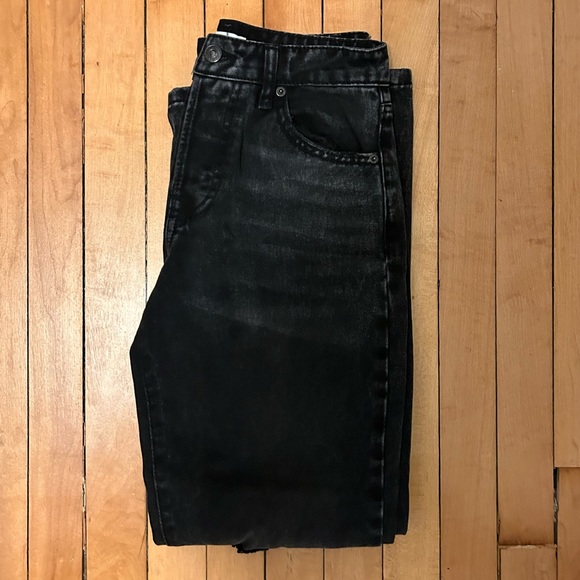 Forever 21 Black Ripped Jeans - Picture 1 of 4